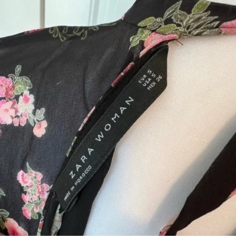 Zara Floral Dress - Picture 5 of 9